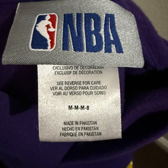 Los Angeles Lakers NBA Hoodie purple kids size M - Picture 2 of 3